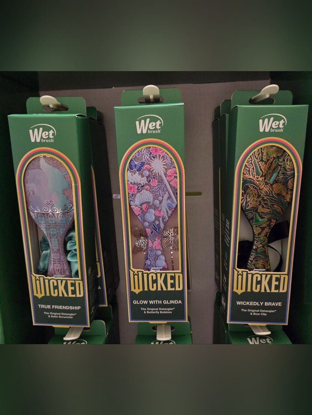 Set Of 3 Wicked Wet Detangler Hair Brushes